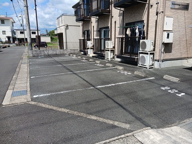 14/20 駐車場