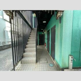 15/15 エントランス