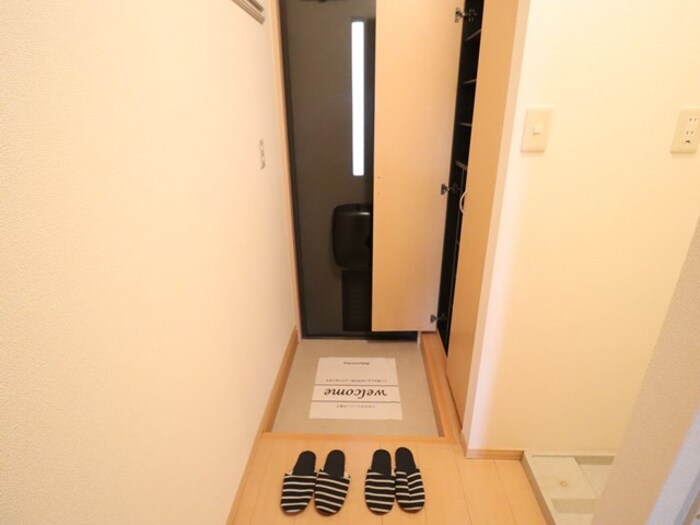 5/15 玄関