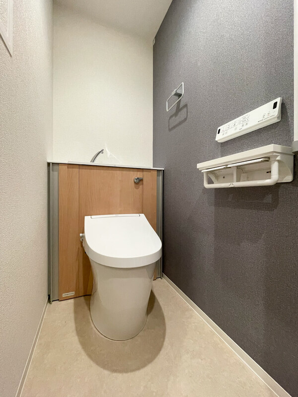 14/16 トイレ