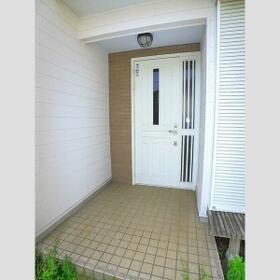 14/15 エントランス