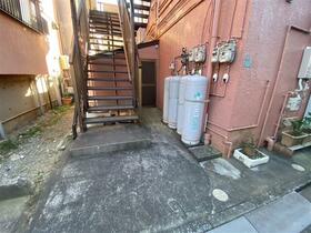 2/3 エントランス