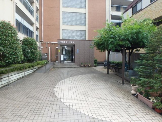 2/10 エントランス