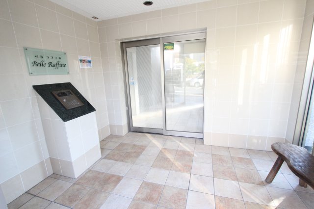 14/21 エントランス