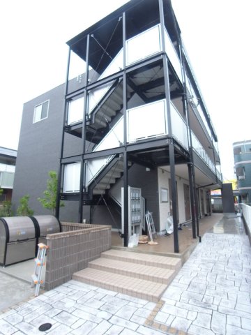 2/2 エントランス