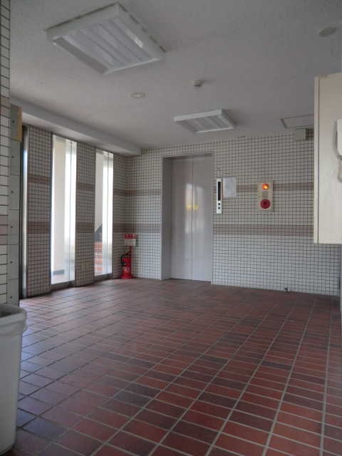 2/11 エントランス