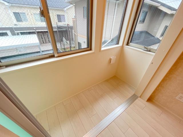 19/28 バルコニー