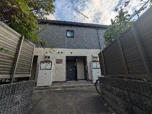 2/2 エントランス