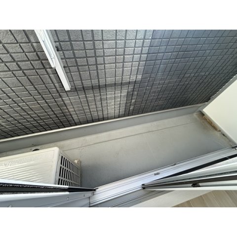 16/23 バルコニー