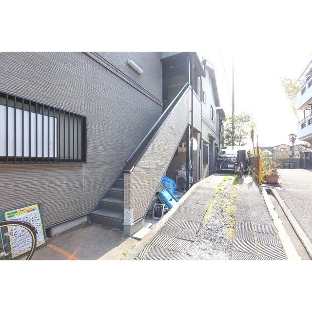 17/18 エントランス