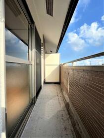 13/16 バルコニー