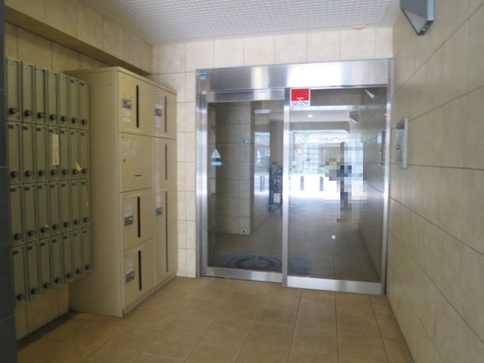 15/25 エントランス