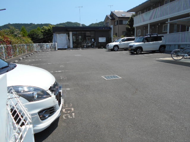 17/22 駐車場