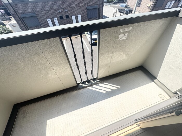 16/28 バルコニー