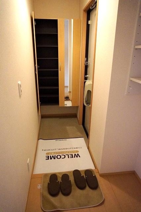 5/18 玄関