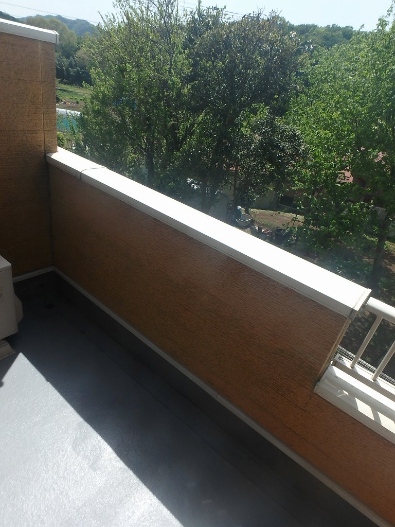 18/28 バルコニー