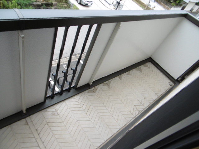 18/26 バルコニー