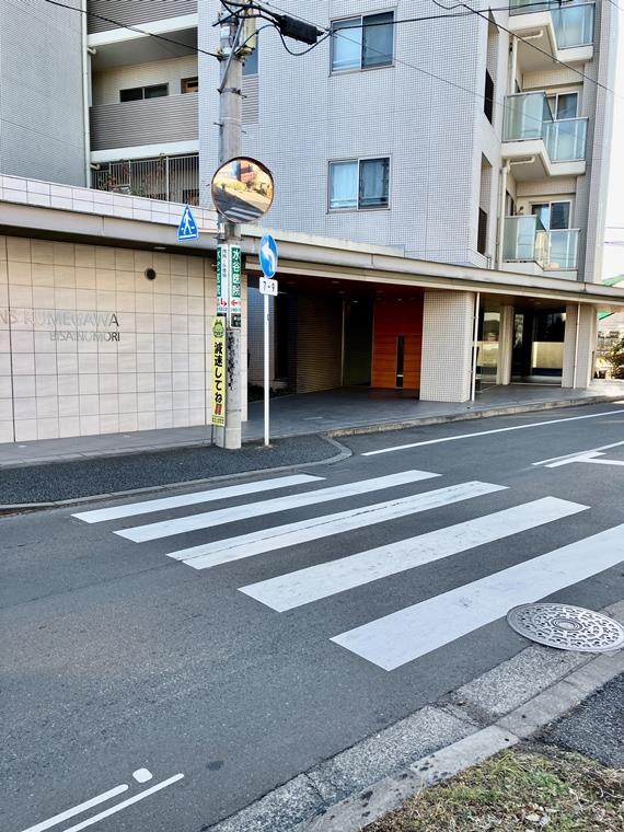 2/2 エントランス