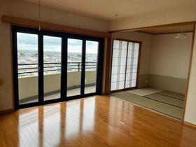 13/16 バルコニー