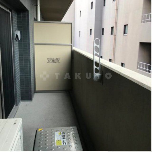 19/30 バルコニー