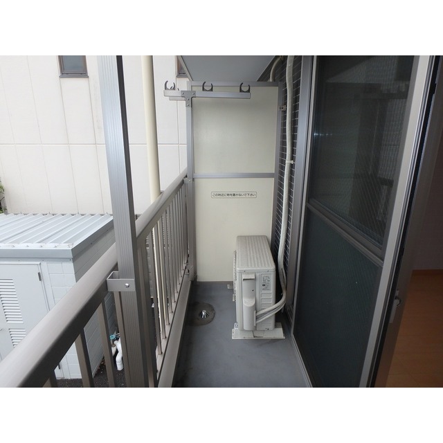 15/27 バルコニー