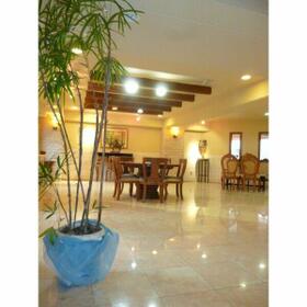 15/15 エントランス