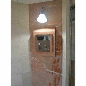 14/16 エントランス