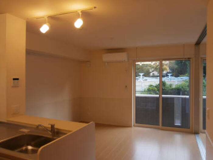 3/7 リビング/ダイニング