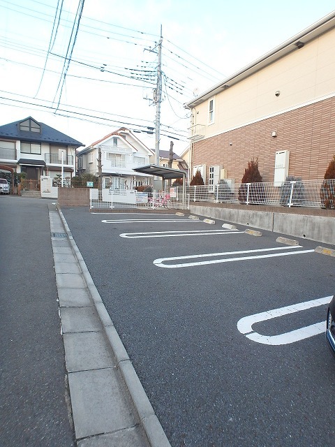 16/22 駐車場