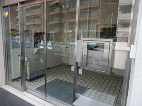 14/21 エントランス