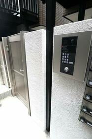 14/14 エントランス