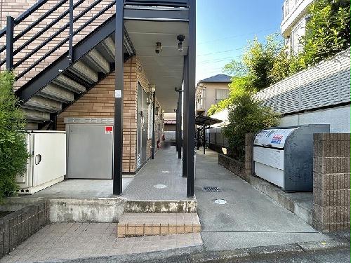 2/5 エントランス