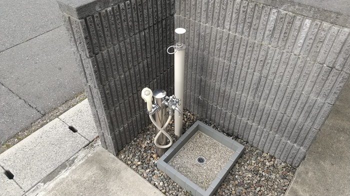 18/19 エントランス