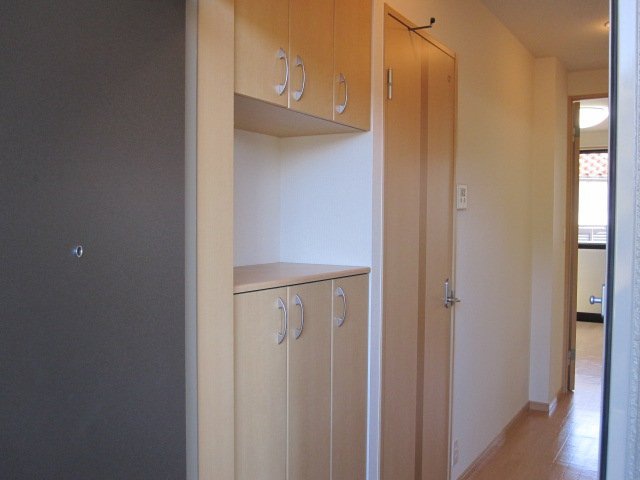 14/23 エントランス