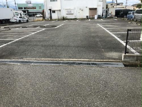 14/19 駐車場