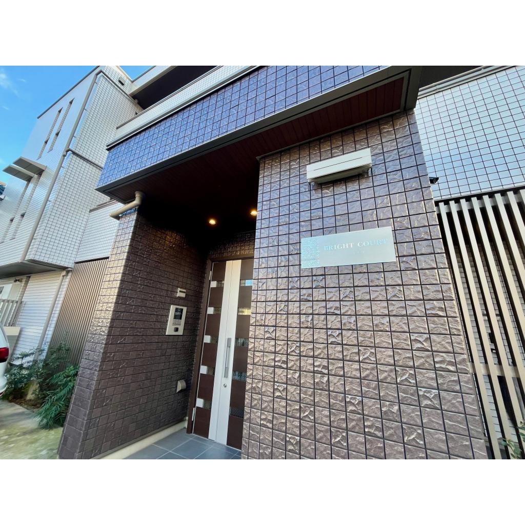 2/4 エントランス