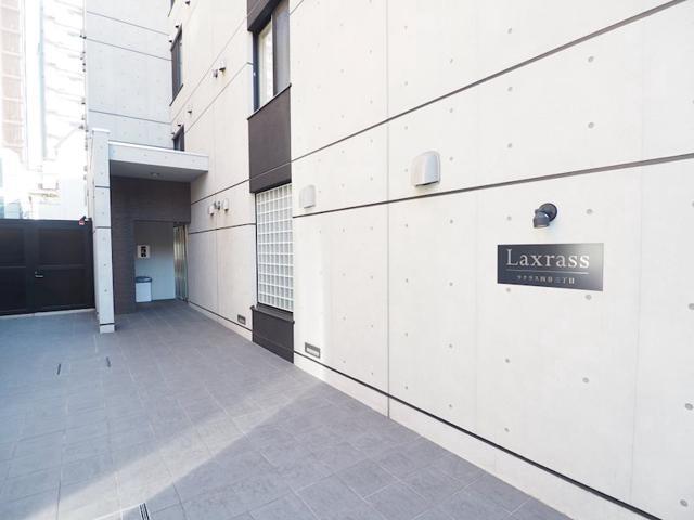 2/3 エントランス