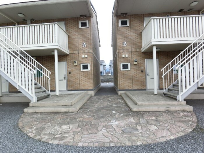 19/28 エントランス