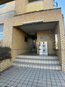 20/22 エントランス