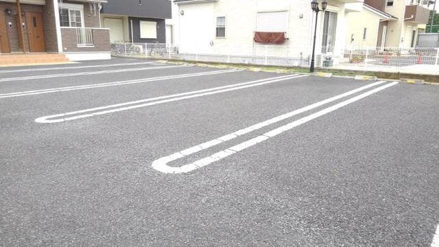 16/22 駐車場