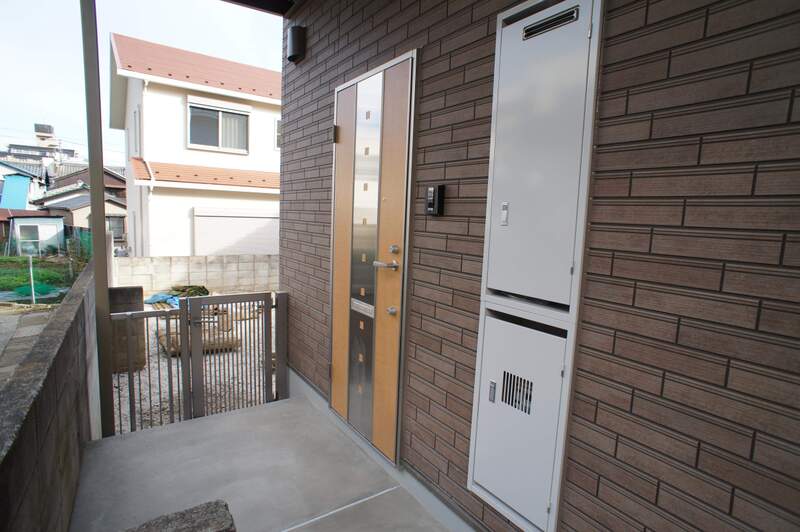 19/19 エントランス