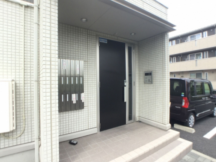 19/28 エントランス