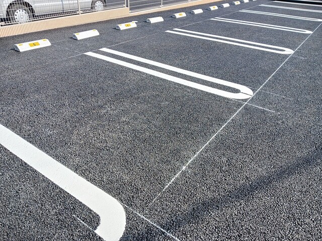 26/30 駐車場