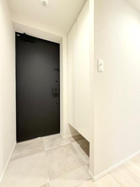 13/29 玄関