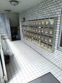 16/16 エントランス