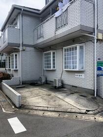 13/13 エントランス