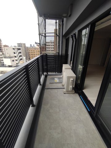 18/20 バルコニー