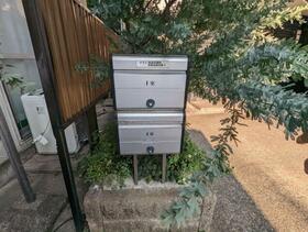 2/2 エントランス