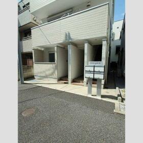 14/14 エントランス