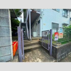 14/15 エントランス